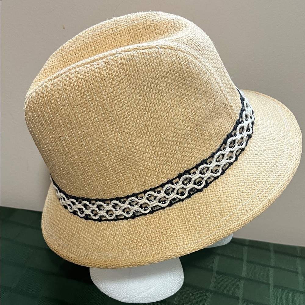 Vintage Stetson Tan Fedora with Black and White Band - Picture 8 of 16